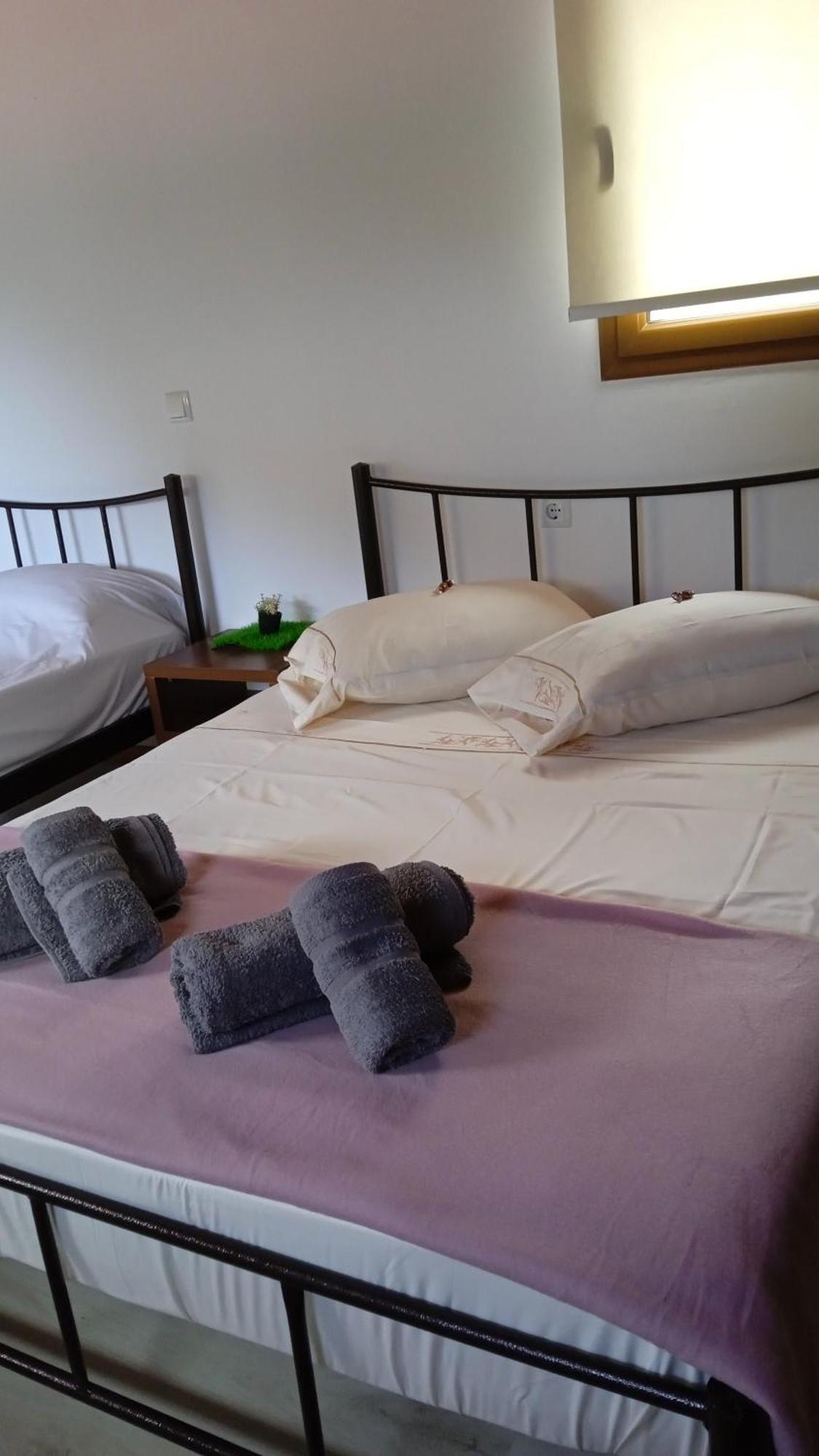 Tolis Rooms Himarë Exterior foto